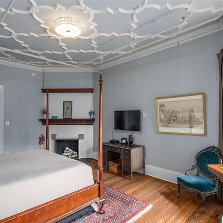 The New Victorian Mansion Bed & Breakfast Saint Paul Exteriér fotografie