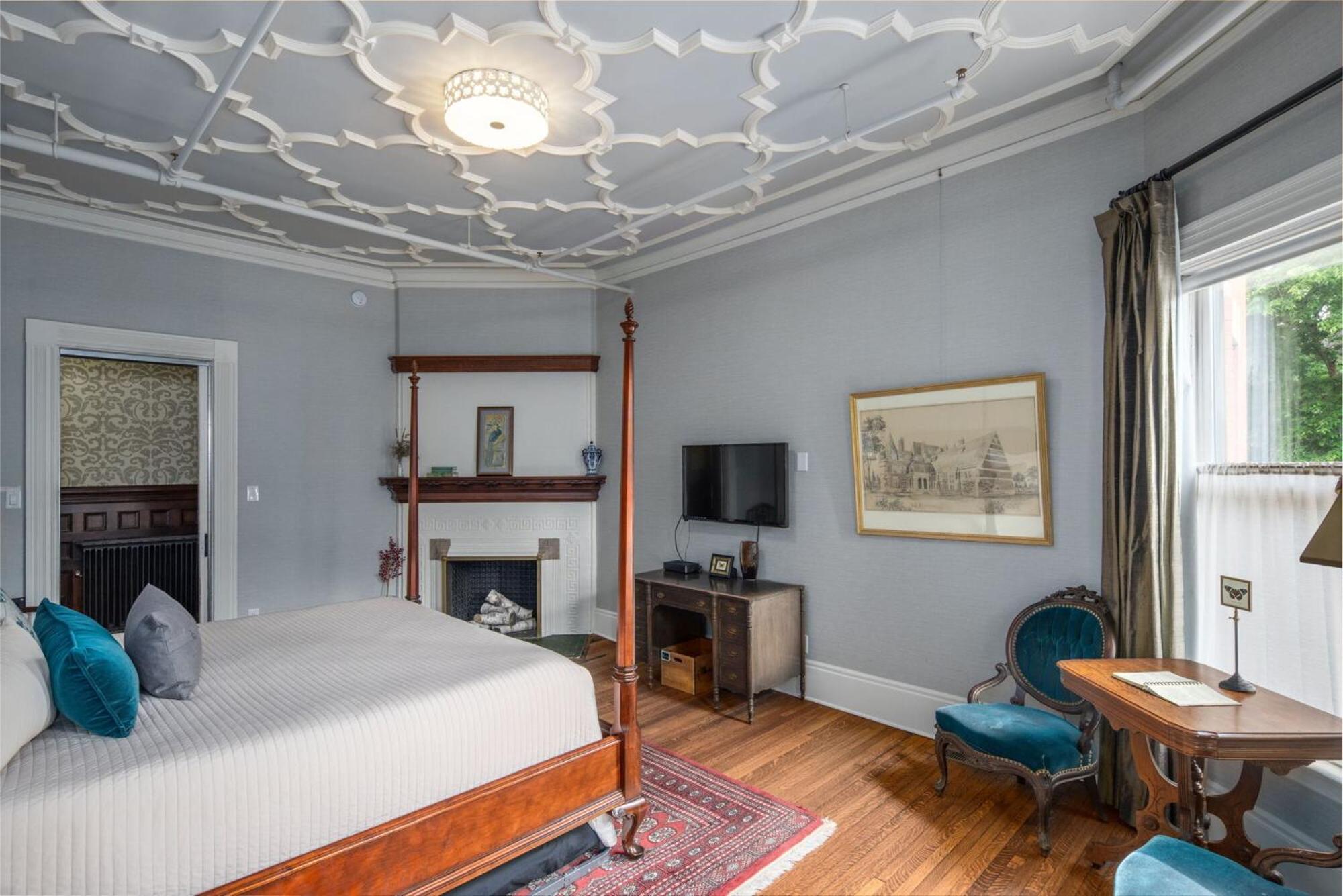 The New Victorian Mansion Bed & Breakfast Saint Paul Exteriér fotografie