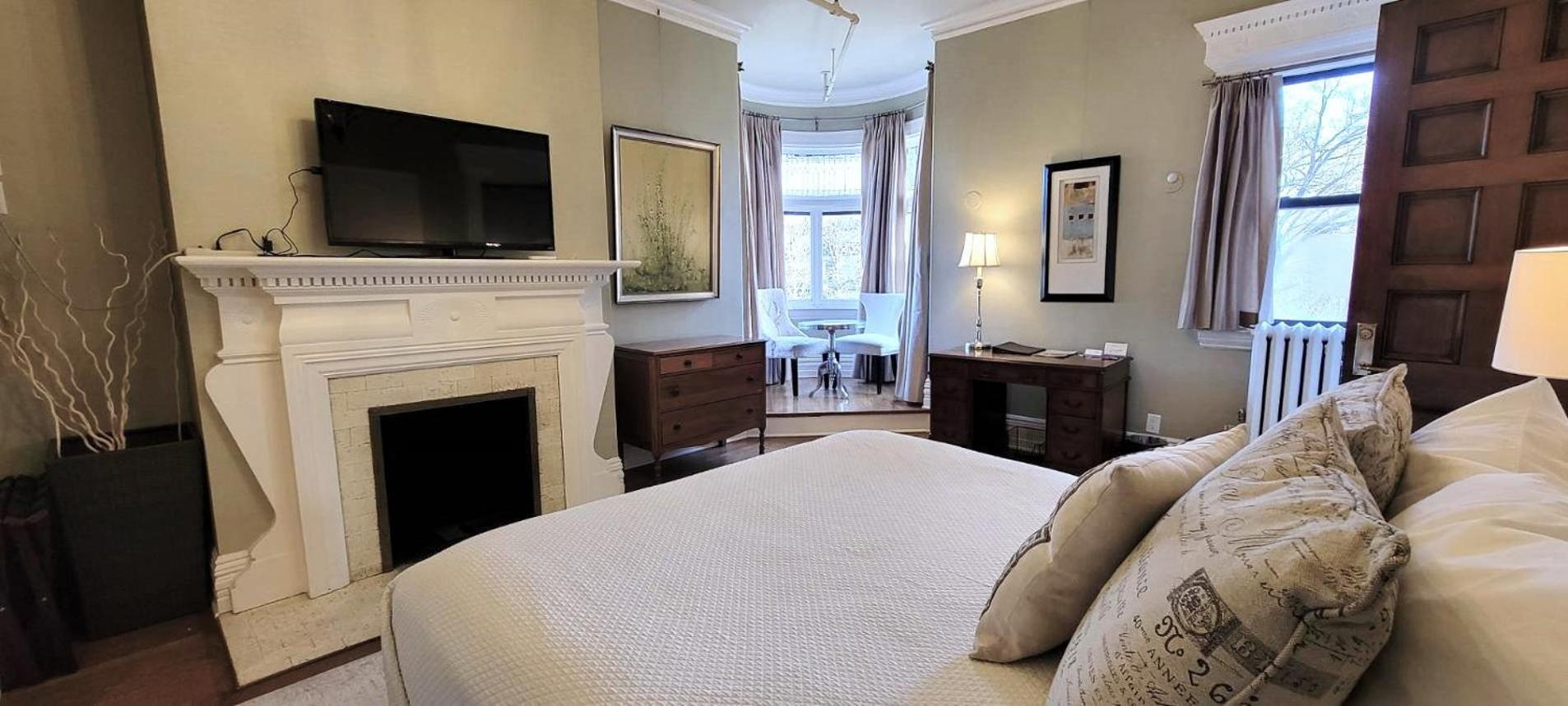 The New Victorian Mansion Bed & Breakfast Saint Paul Exteriér fotografie