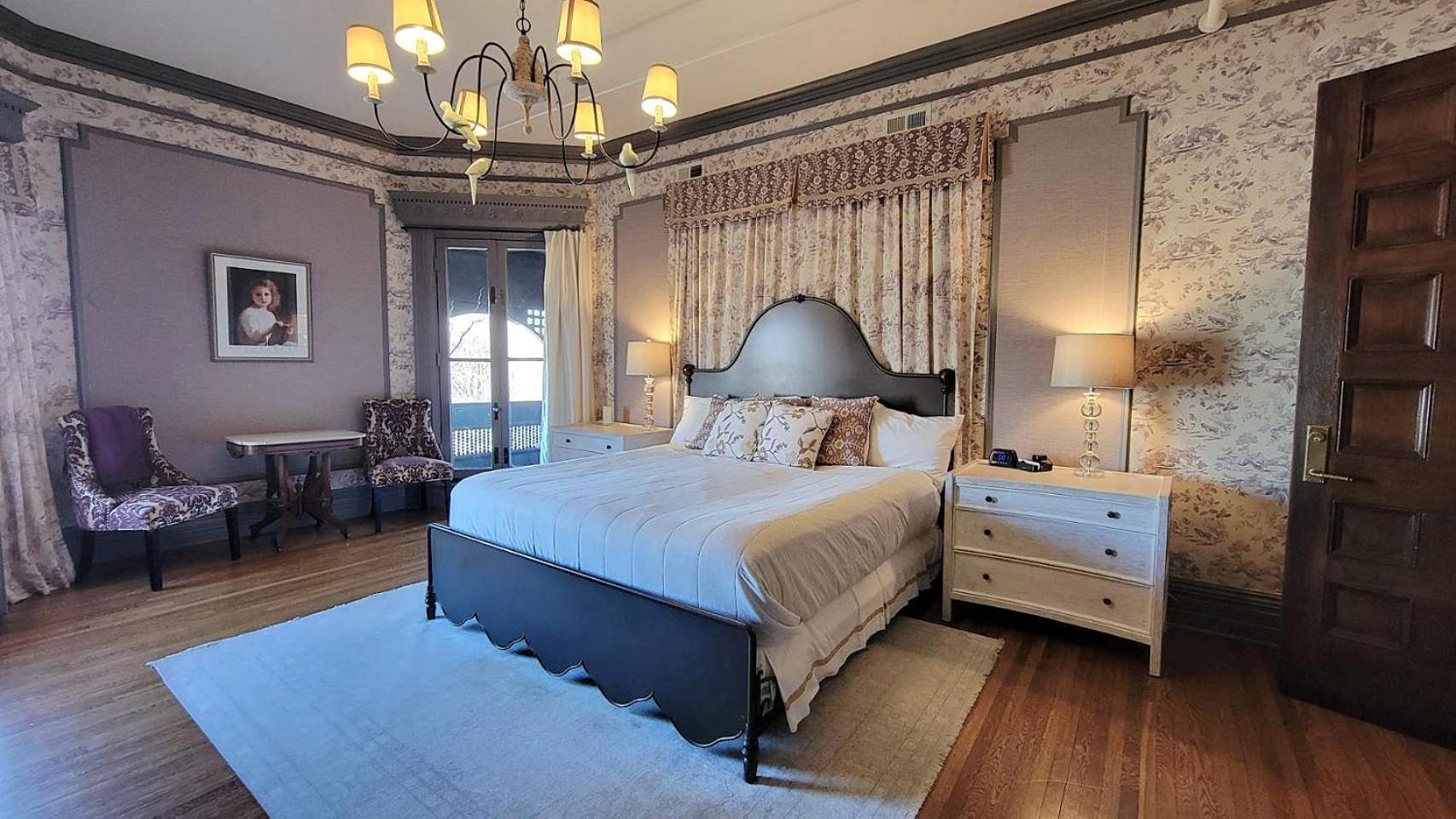 The New Victorian Mansion Bed & Breakfast Saint Paul Exteriér fotografie